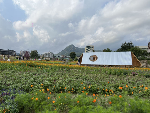 首爾必拍行程全攻略｜景福宮穿韓服、Jennie香水牆、秘密野花園一日拍爆10張大片！ 