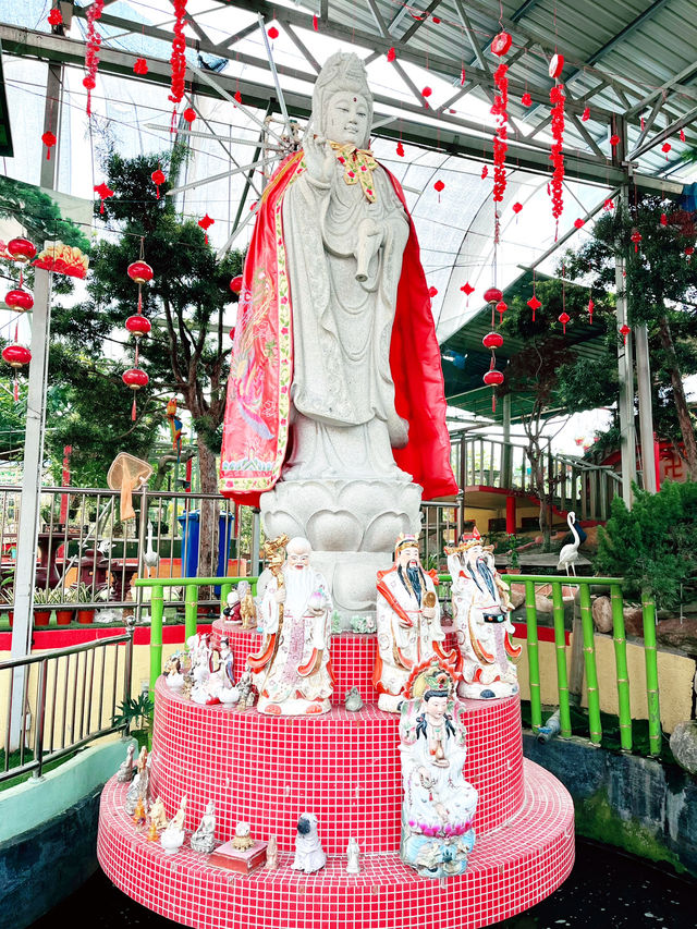 Hidden Gem: The Beautiful Chinese Temple at Lorong Kabus 6, Ulu Kelang