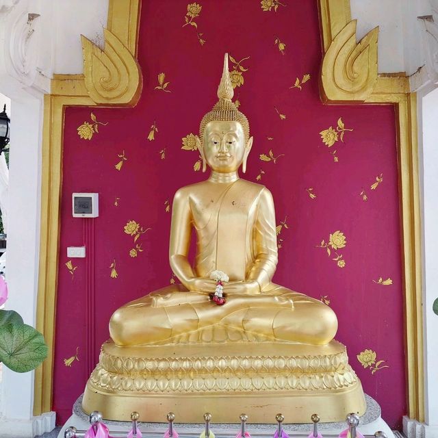 หอพระปทุมธรรมราชและพระบรมรูปเสด็จพ่อร.๕