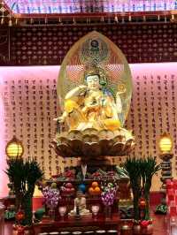 Discover the Buddha Tooth Relic Temple