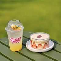 คาเฟ่เบเกอรี่สุดน่ารัก ฟีลต่างประเทศ ที่อุดรธานี 🍰