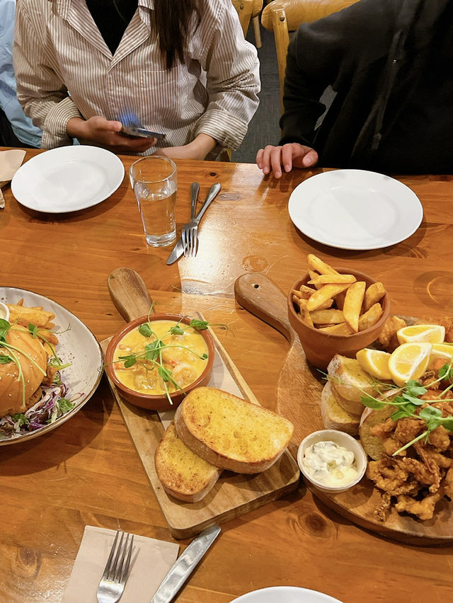 🦉 Fat Owl Motel, Bar & Eatery｜紐西蘭小鎮裡的溫馨據點