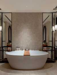 🌿 A New Chapter of Thai Elegance — Dusit Thani Bangkok