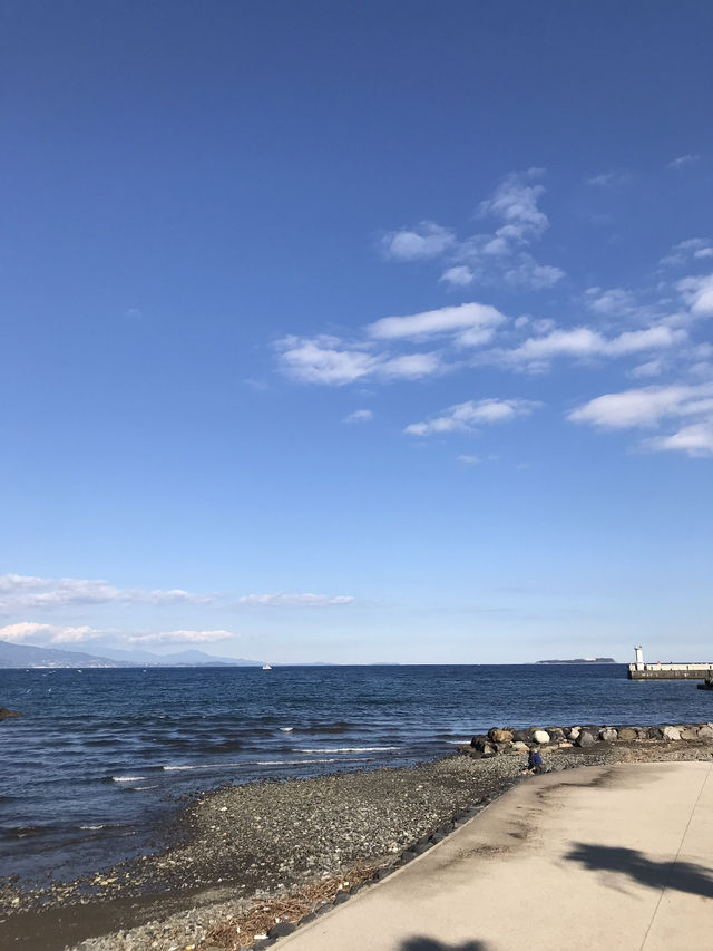 【静岡県　伊東市　一碧湖のゴールデンサンセット】