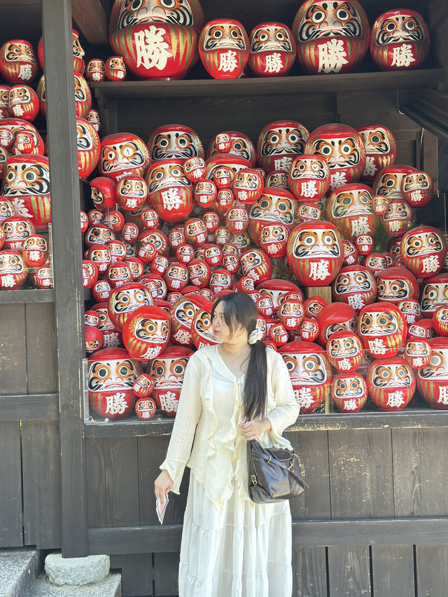 วัดดารุมะ Katsuoji temple