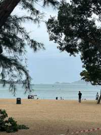 Repulse Bay: Bougie Beach Without Leaving the City
