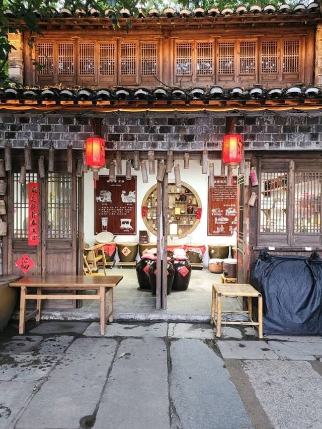 “Chaozhou Archway Street – Gateways of Wisdom & Memory”