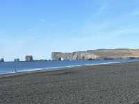 🌊 冰島黑沙灘 Reynisfjara｜宛如異星球的玄武岩奇景