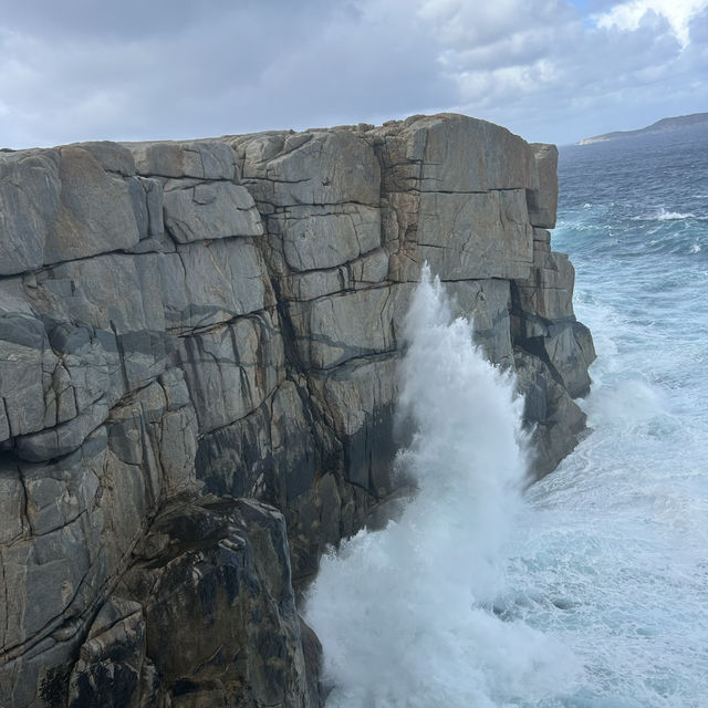 Western Australia-The Gap and Natural Bridge 