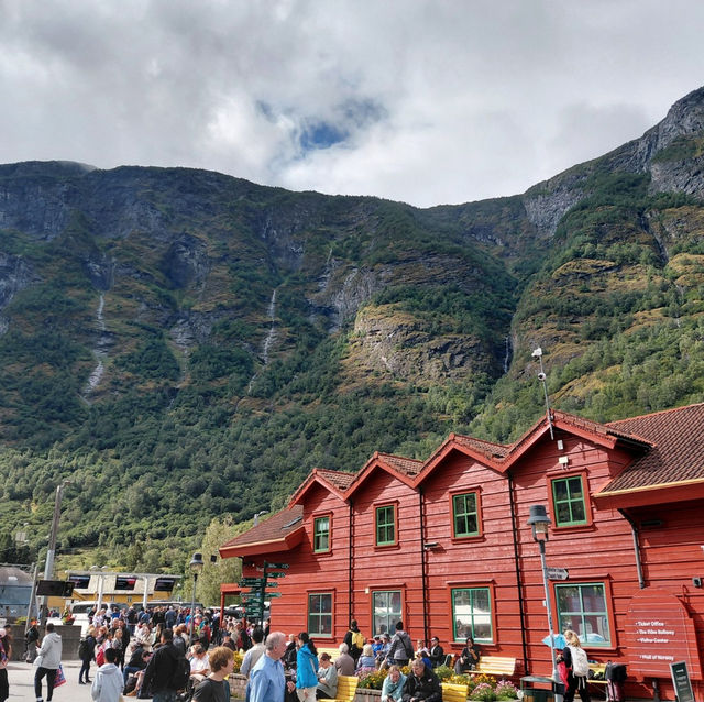 Sognefjord : Norway’s Majestic Fjord Wonderland