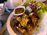 Blue Moon ร้านชิลเปิดใหม่ หาดทุ่งวัวแล่น