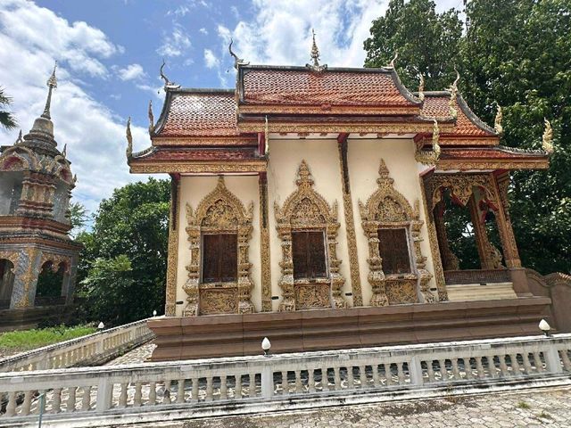 วัดวังสะแกง วัดดังแห่งเมืองป่าซาง จ.ลำพูน