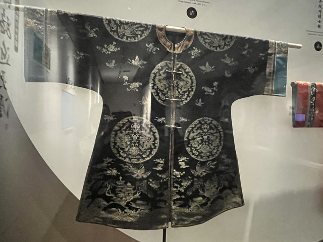 🧵 Suzhou Silk Museum — Dive into China’s Silk Legacy