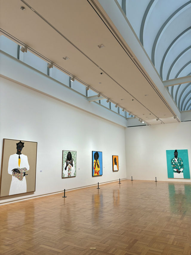 리모델링 후 재개관한 미술관 데이트 어때요🎨