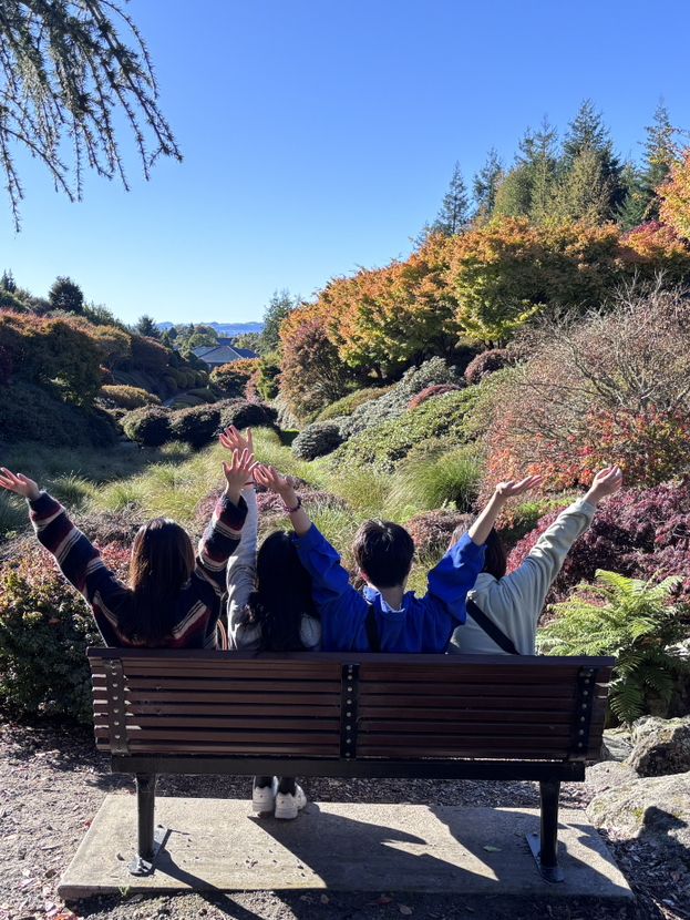 🌳 Tihiotonga Centennial Park: Where History, Nature & Panoramic Vistas Unite! 🏞️