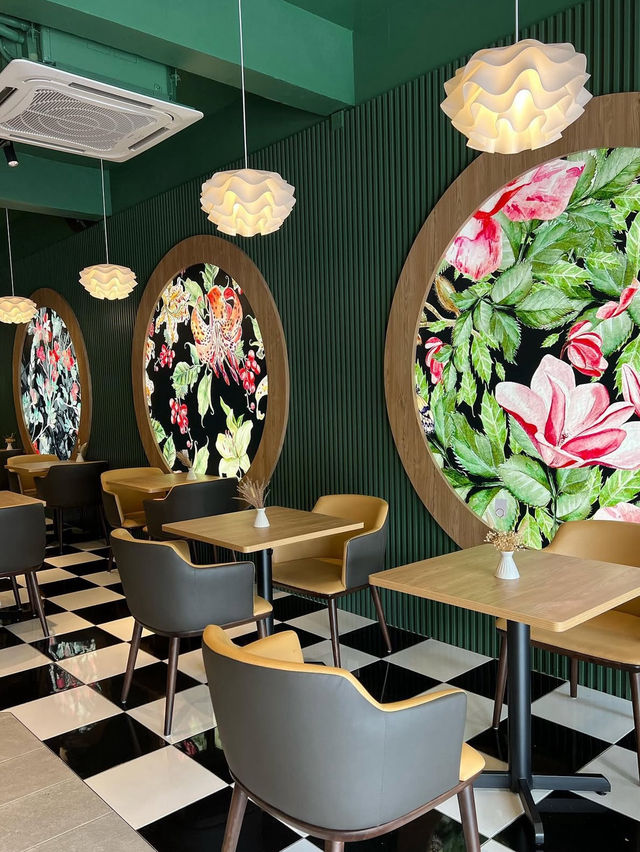 Flavors with Flair at Fla-Wa Cafe