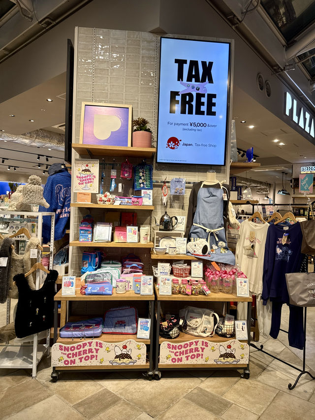 🌇 Stylish & Spacious: Brooklyn Roasting Company at Tokyo International Forum