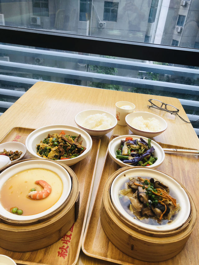 不錯的一間兩餸飯可以再多一次🥰🥰🥰