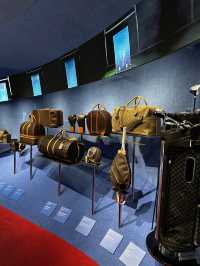 LV 非凡之旅 - 奢華與歷史嘅震撼！