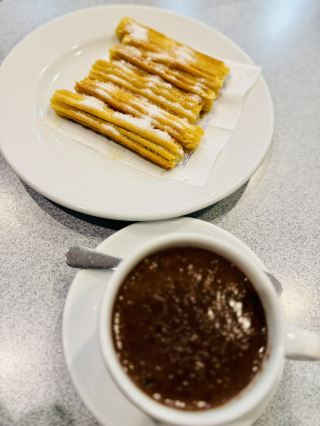 A Spanish Churros Breakfast Experience in the Old Town of Bilbao.