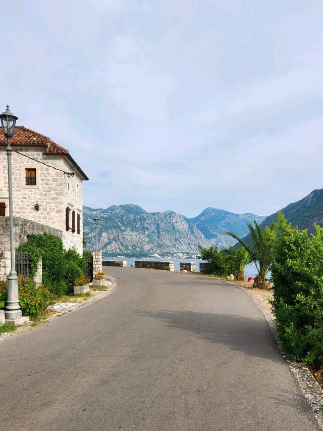 💌If I could step into a postcard, it would be Perast