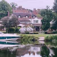 The Great House at Sonning 🏡 