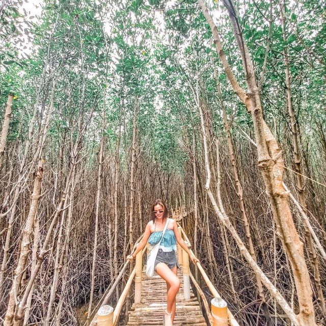 BANTAYAN ISLAND the pristine sand. 🤩