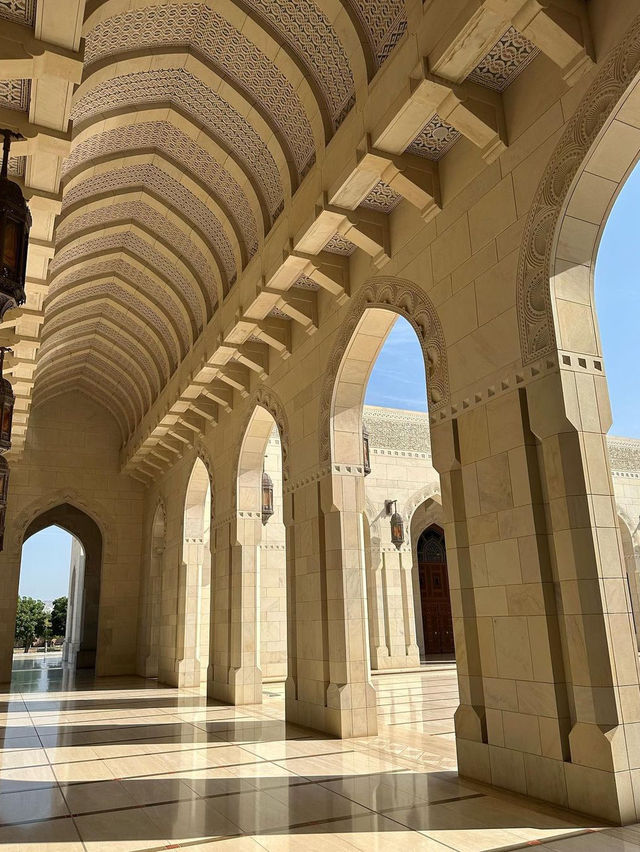 술탄 카부스 그랜드 모스크 🕌 Sultan Qaboos Grand Mosque