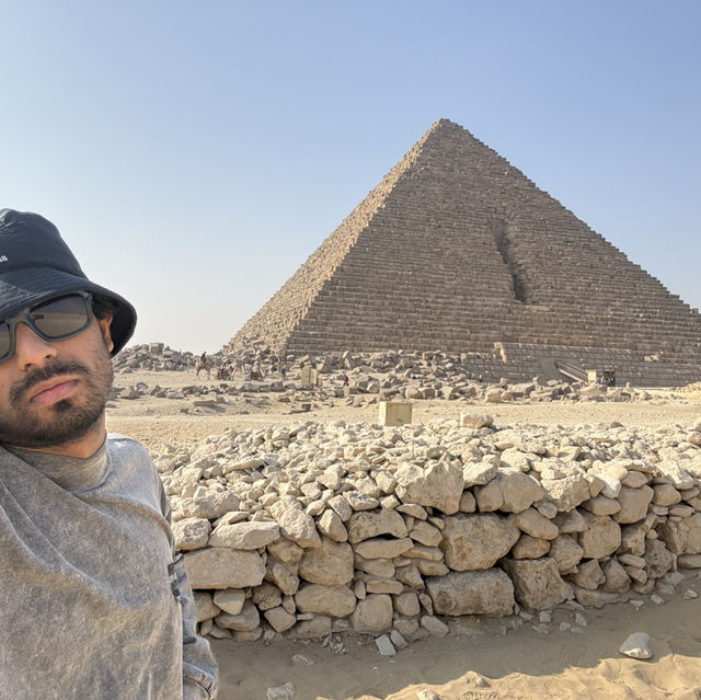 One day in Pyramids 