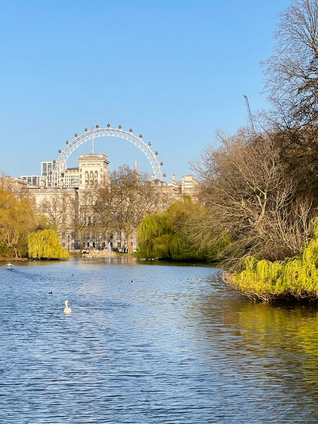Escape the City: Best Parks & Green Spaces in London 🌿✨