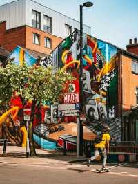 Experience Manchester like a Local 🐝🎶