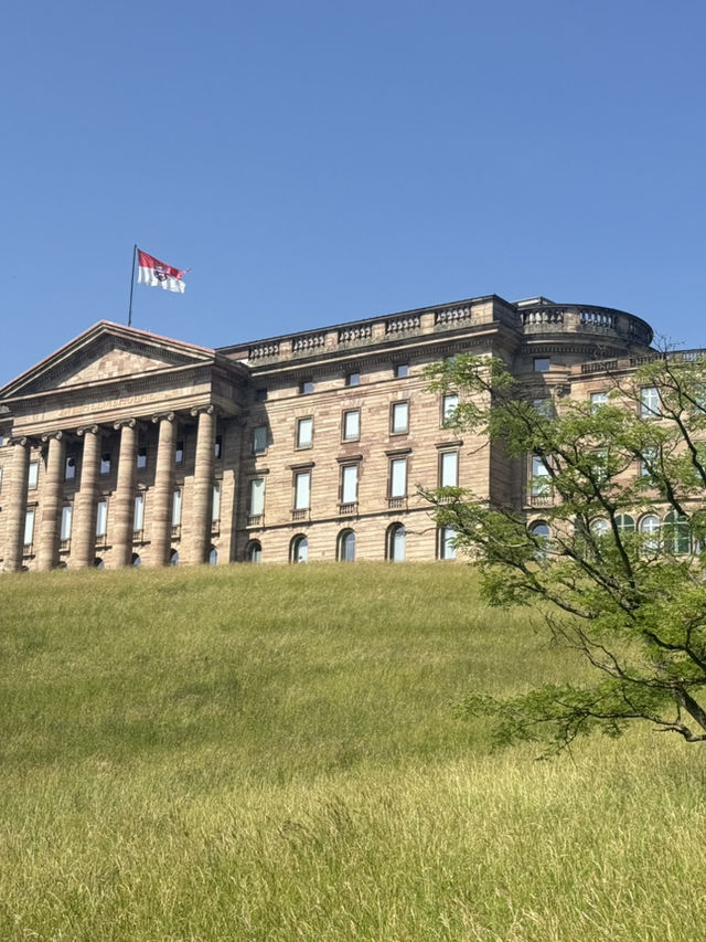 🌿 รีวิว One Day Trip: Kassel เมืองศิลปะและธรรมชาติในวันเดียวก็เอาอยู่! 🎨🍃