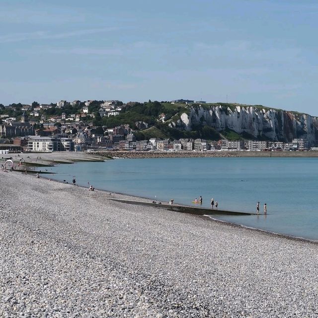🌊 Mers-les-Bains: Seaside Charm Beneath the Cliffs of Normandy 🏖🇫🇷