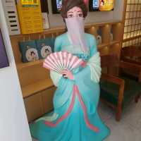Shanghai, Lovely Puppets found 