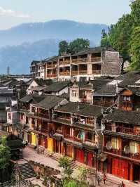 Timeless Beauty by the River: A Day in Fenghuang Ancient Town