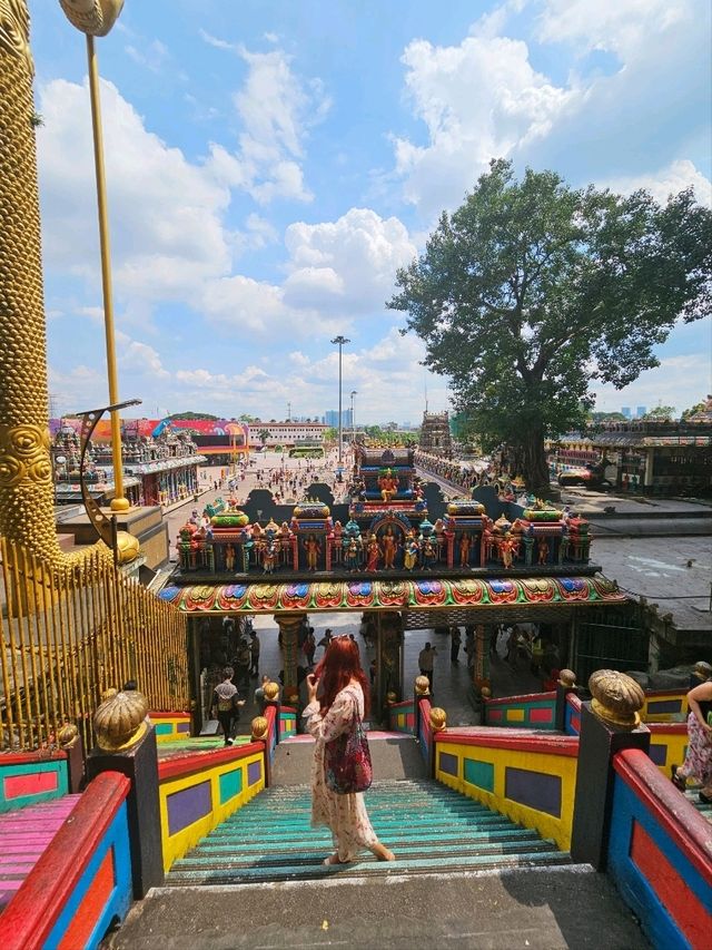 ⛰️ Batu Caves – A Spiritual and Cultural Landmark