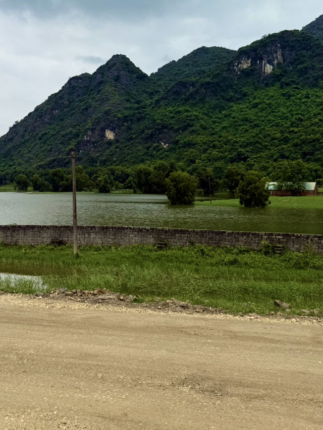 🚴‍♀️ Van Long Wetland by Bike – Ninh Binh’s Best-Kept Secret