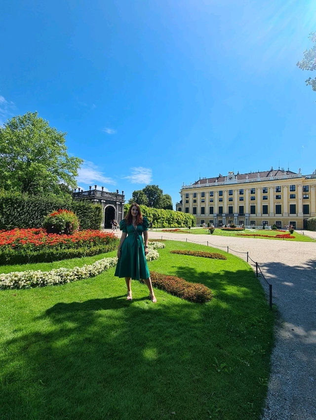 👑 Schönbrunn Palace – Vienna’s Imperial Jewel
