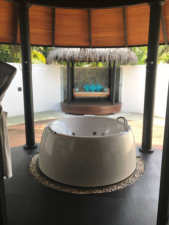 The Sun Siyam Iru Fushi Maldives — Where the Ocean Becomes Your Soul