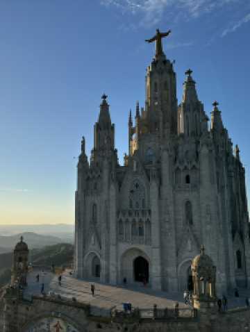 tibidabo church, barcelona ⛪️🌲