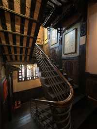 🇻🇳🌆 Saigon -the city that moves faster than you can blink