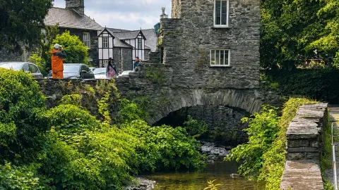การเดินทางสั้นๆ สู่หนึ่งในหมู่บ้านที่เปี่ยมเสน่ห์ที่สุด 。 — traveler post in Grasmere