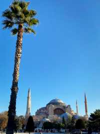 The Majestic Hagia Sophia: A Must-Visit in Istanbul! 🕌✨