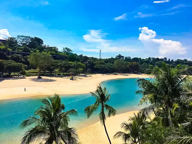 Singapore 🇸🇬 Tropical Style - Palawan Beach