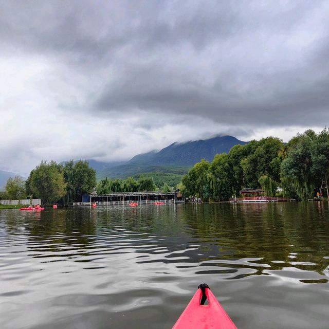 Lay back and relax in Lijiang