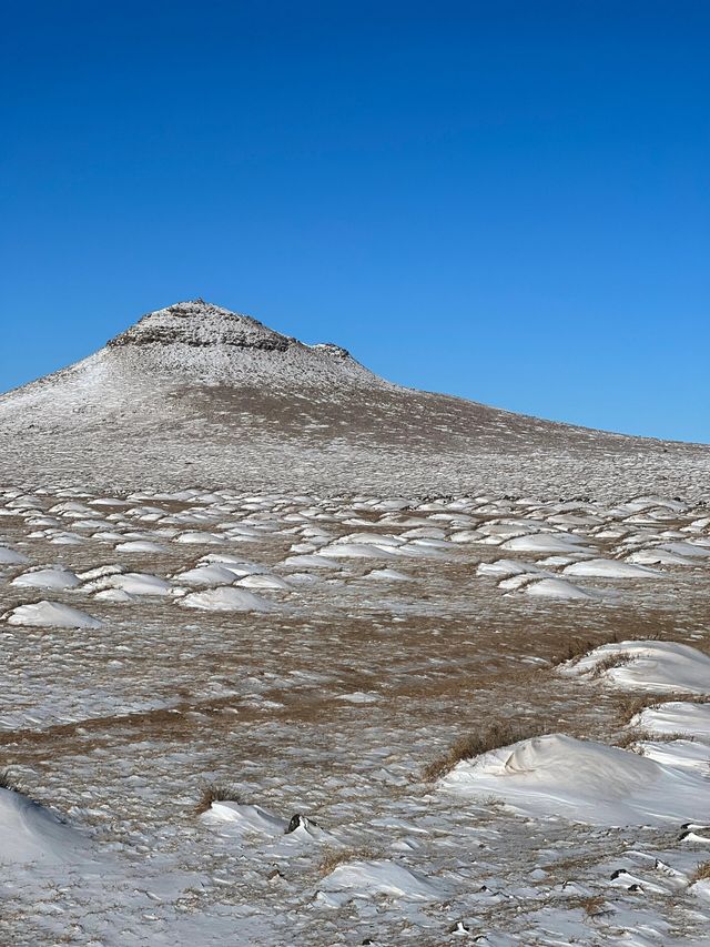 暢遊火山與草原：探索烏蘭察布之旅