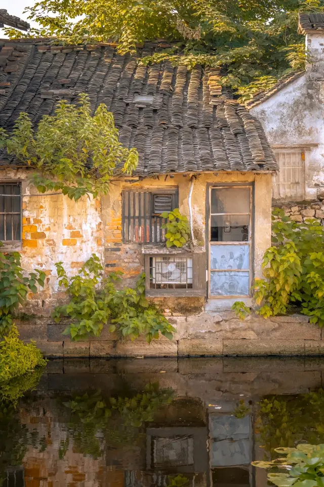 รายละเอียดการเยี่ยมชมสถานที่เก่าของ Shaoxing Book Saint