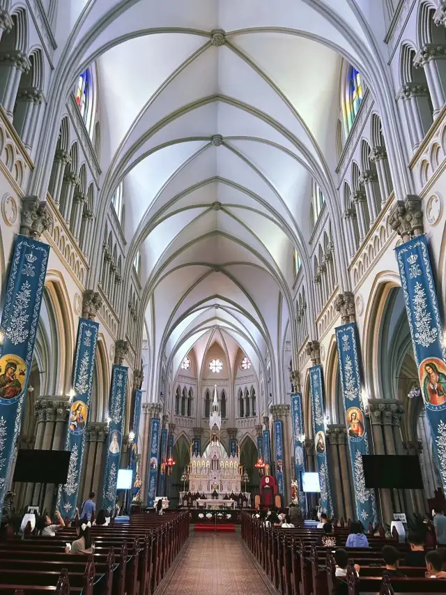 Xujiahui Catholic Church | Travel Check-in Guide