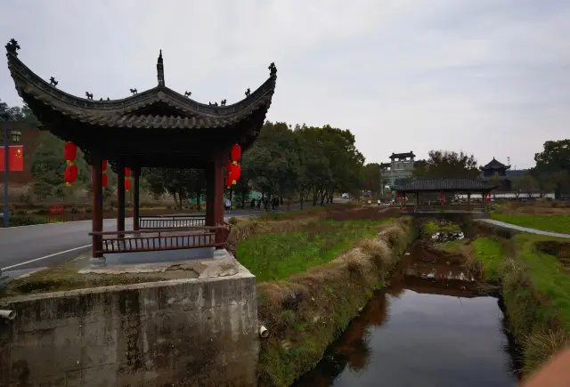 The first stop on the early spring eastern route of Wuyuan is Likeng