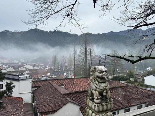 一方淨土，三柱清香，但行好事，莫問前程，越來越好！